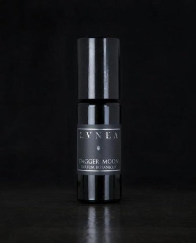 dagger moon roll on botanical perfume  Apotheka Herbal